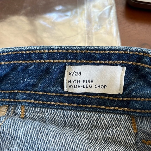 GAP High Rise Wide Leg Crop Jean | Medium Blue | 8/29 Regular - Picture 7 of 9